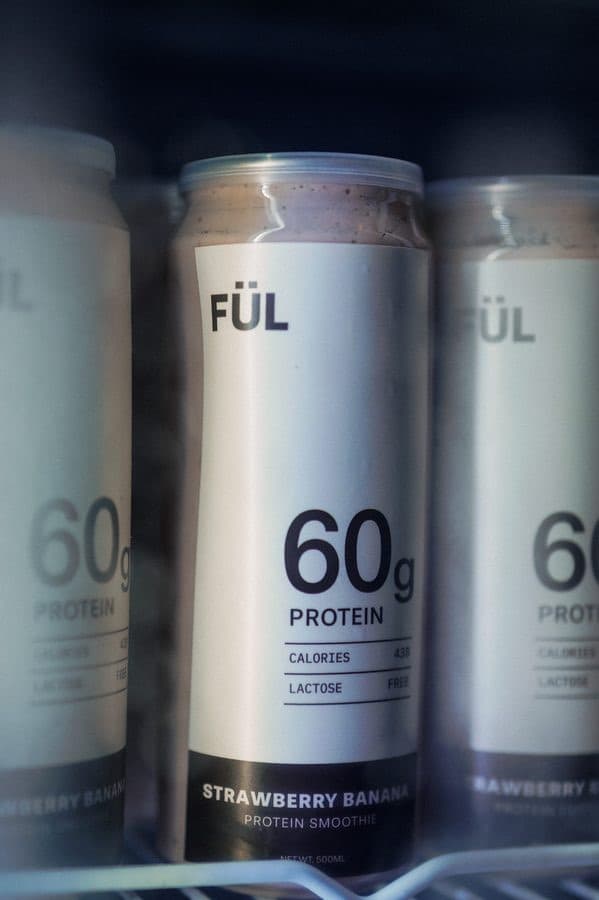 FÜL Protein Smoothie can — Strawberry Banana